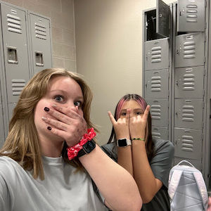 Meet your Posher, Khloe